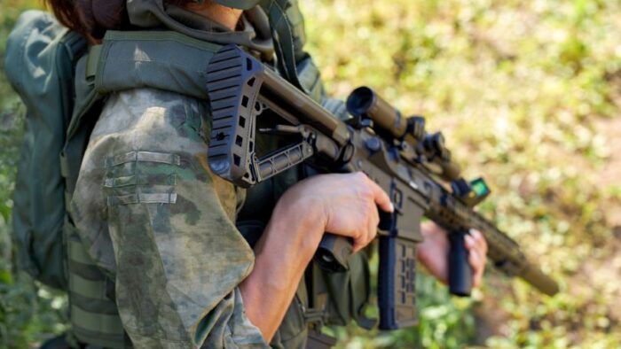 Woman at War: Female Combatant Participation in the PYD and ISIS
