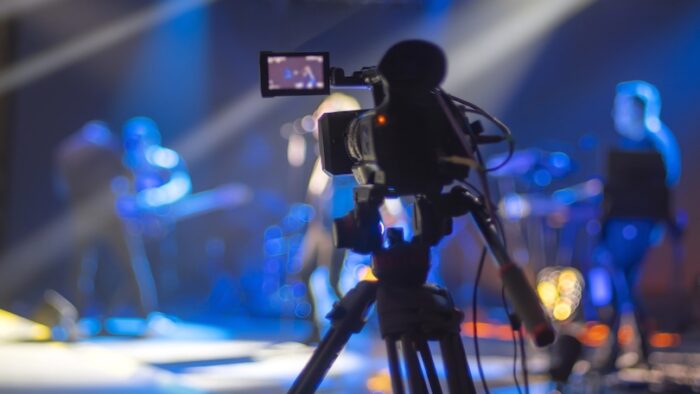 stream at a concert in a hall without spectators during a pandemic