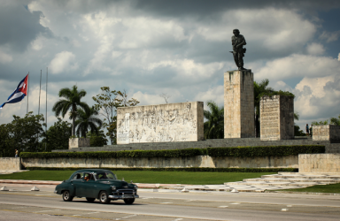 Image by Mausoleum de Che